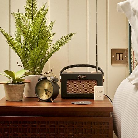 The Lion Inn Winchcombe Ngoại thất bức ảnh