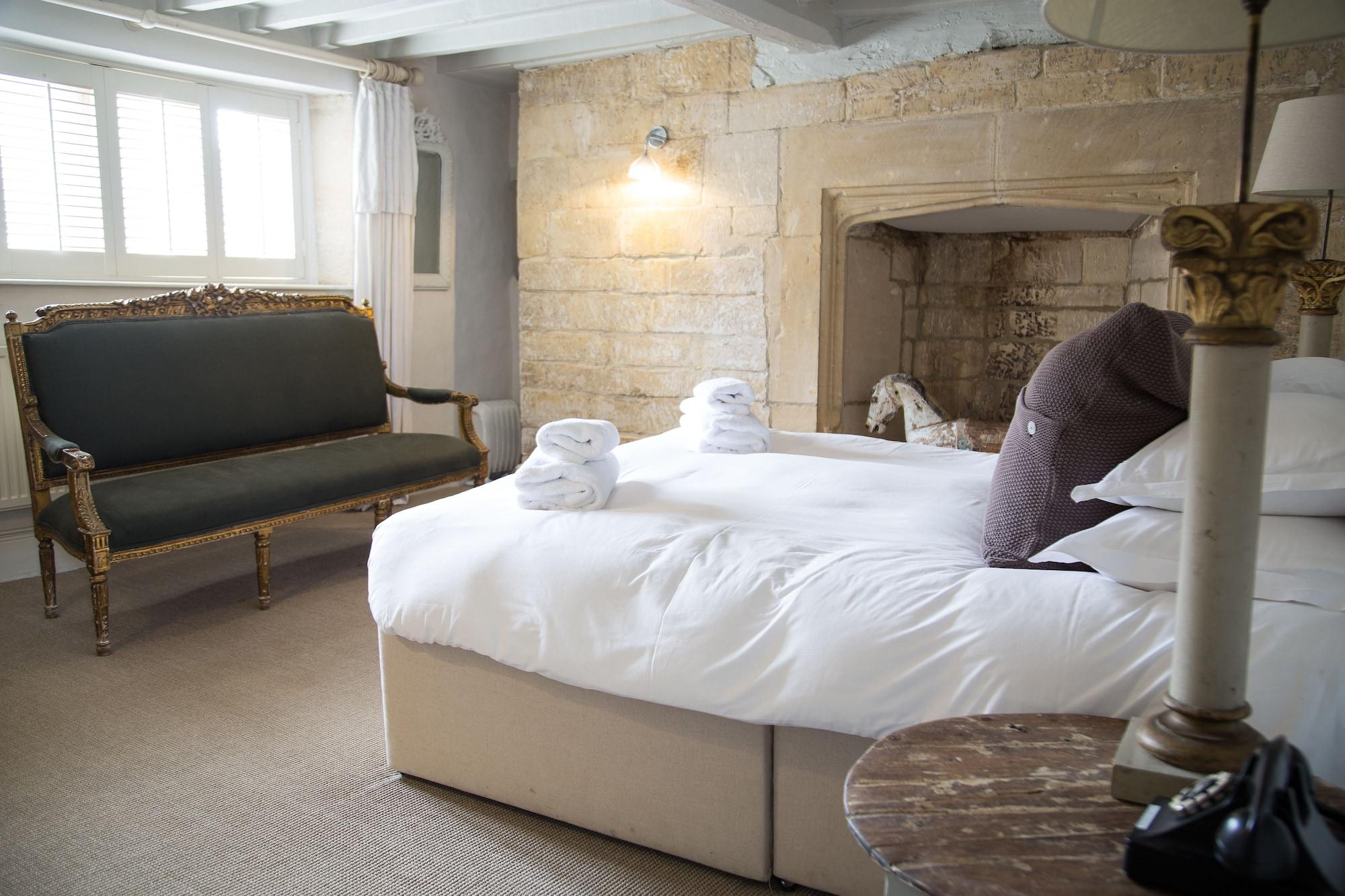 The Lion Inn Winchcombe Ngoại thất bức ảnh